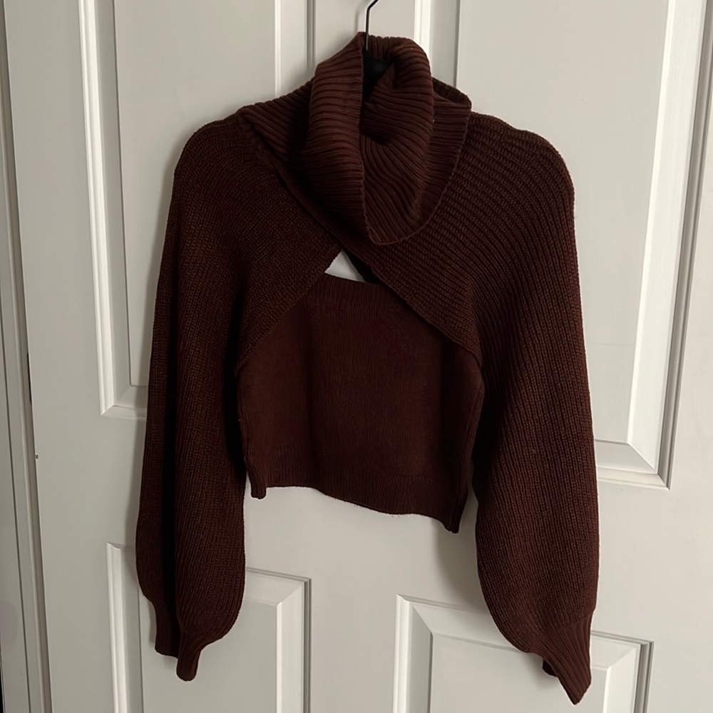 Burgundy sweater tank and removable sleeves